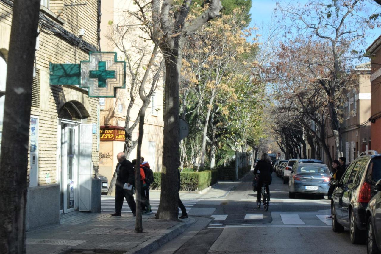 Piso Junto Universidad Y Hospital Clinico Zaragoza Kültér fotó